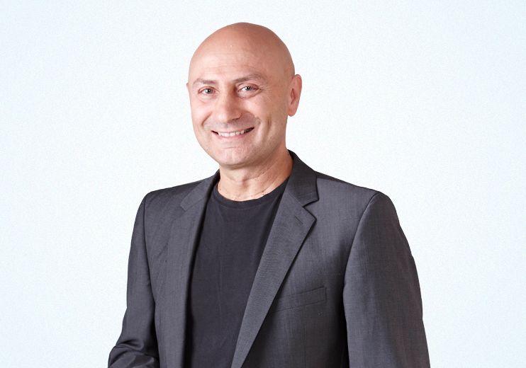 Niko Fostiropoulos Niko Fostiropoulos